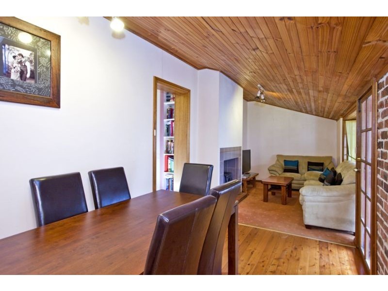 14 BULL ST, Cooks Hill NSW 2300