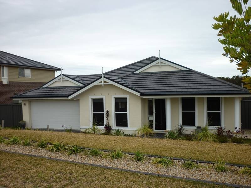 19 STRINGYBARK DR, Fern Bay NSW 2295