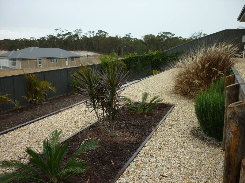 19 STRINGYBARK DR, Fern Bay NSW 2295