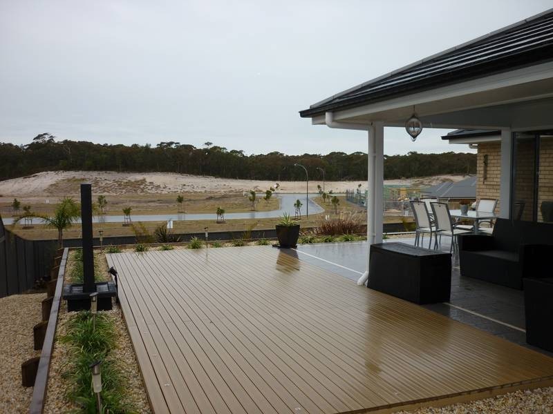 19 STRINGYBARK DR, Fern Bay NSW 2295