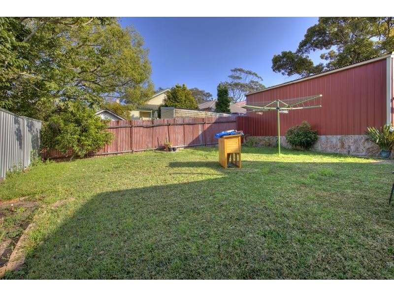 82 Barton Street, Mayfield NSW 2304