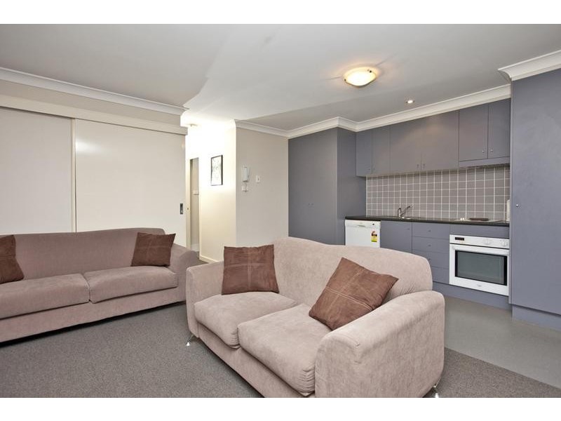 111/5 TUDOR ST, Newcastle NSW 2300