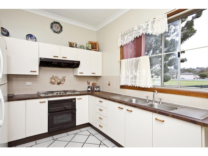 1 Karoola Road, Lambton NSW 2299