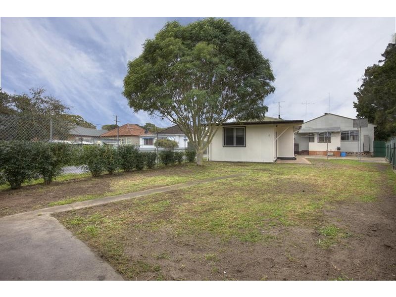 1 Karoola Road, Lambton NSW 2299