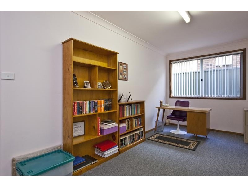 20 Faulkner Crescent, North Lambton NSW 2299