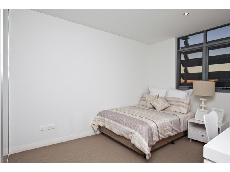 806/335 Wharf Road, Newcastle NSW 2300