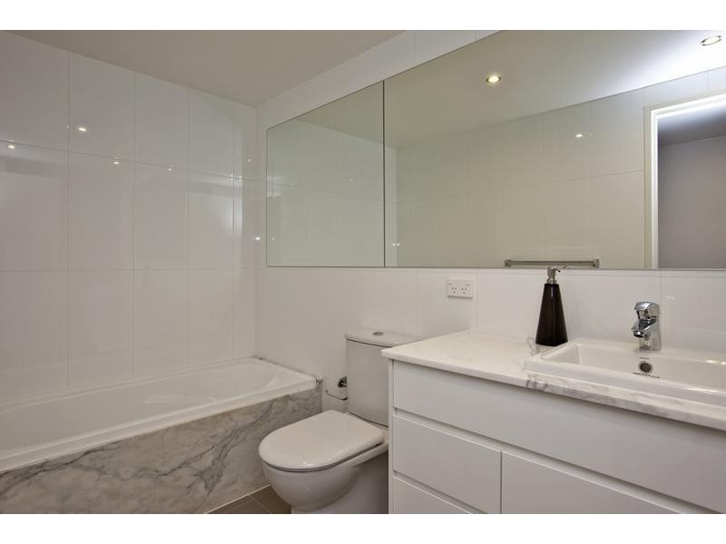 806/335 Wharf Road, Newcastle NSW 2300