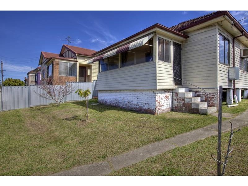 37 Maud Street, Mayfield West NSW 2304