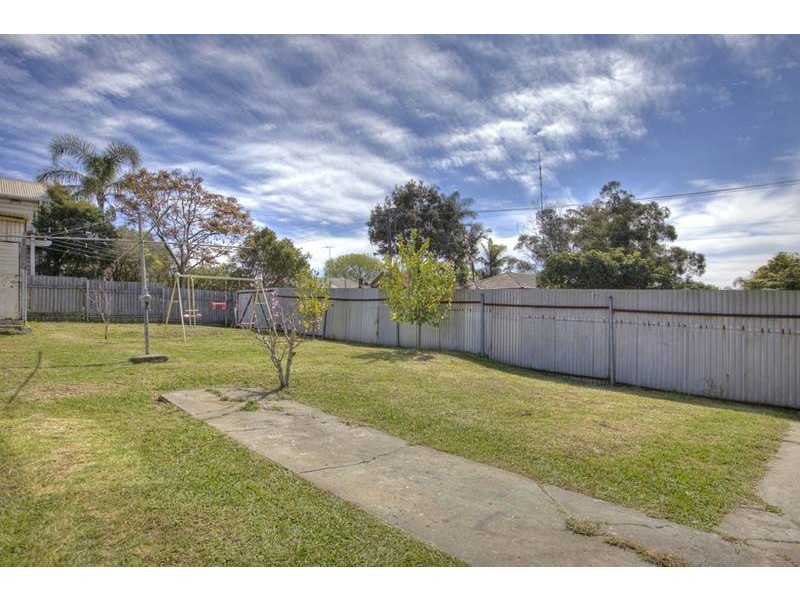 37 Maud Street, Mayfield West NSW 2304