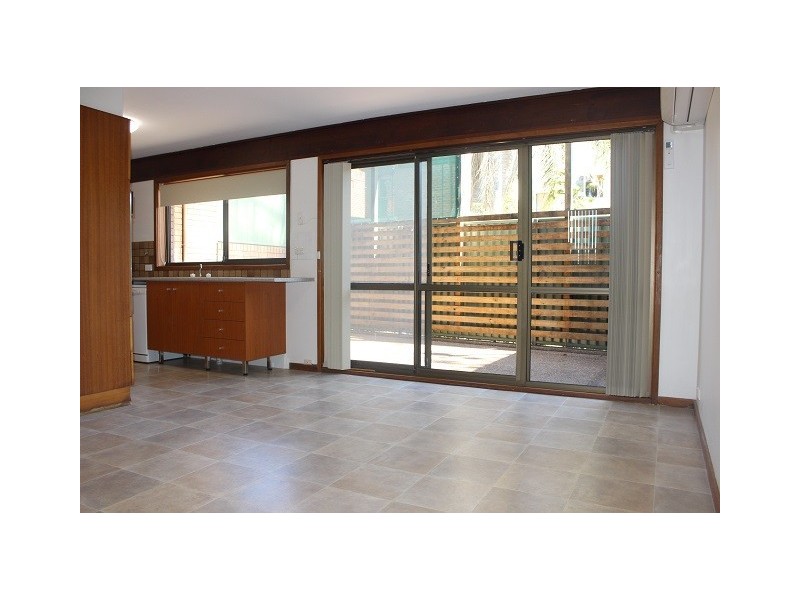 2/79 OCEAN STREET, Dudley NSW 2290