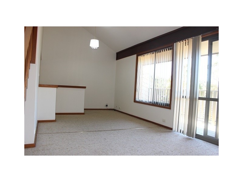 2/79 OCEAN STREET, Dudley NSW 2290