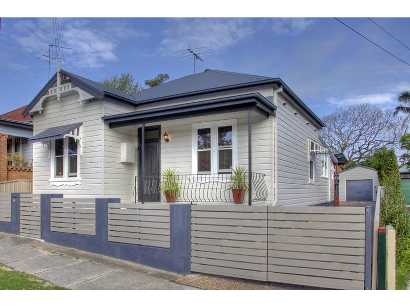 13 Parkview Street, Georgetown NSW 2298