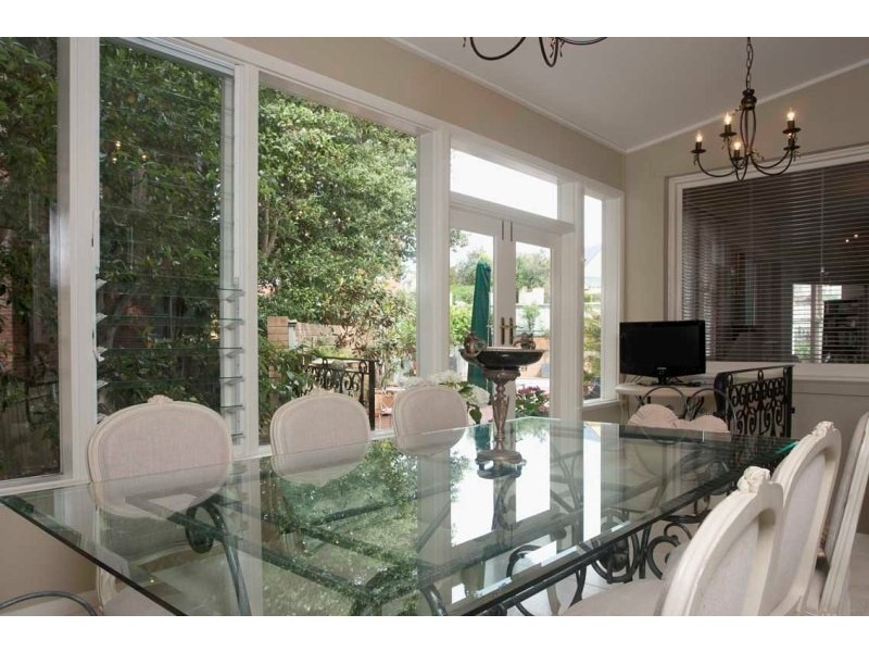 24 Fenton Avenue, Newcastle NSW 2300