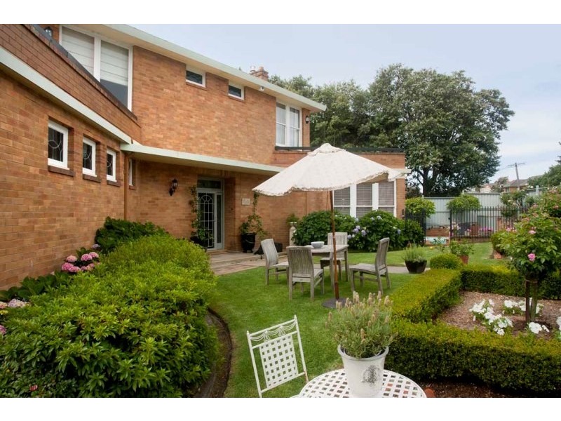 24 Fenton Avenue, Newcastle NSW 2300