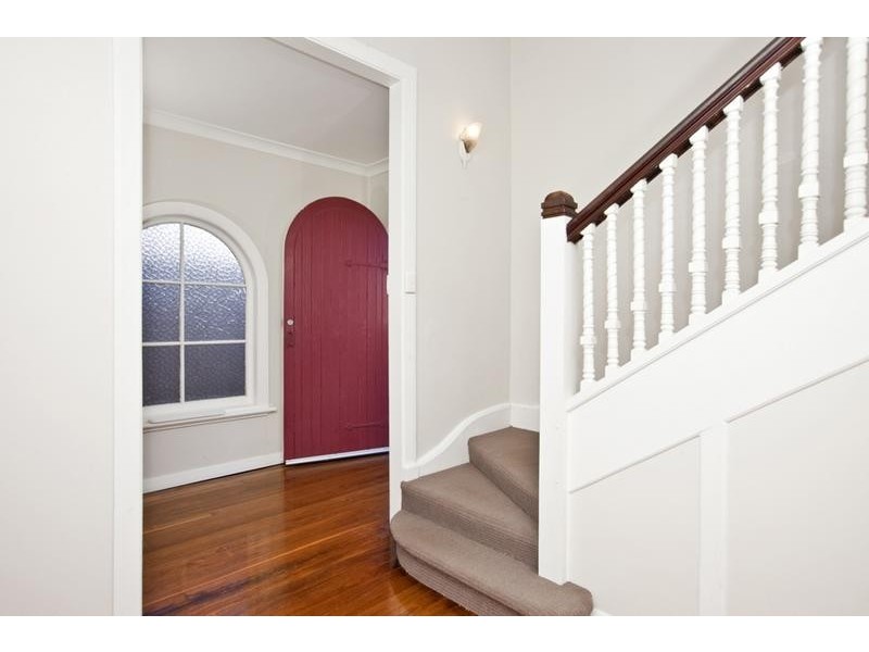 13 Helen Street, Merewether NSW 2291