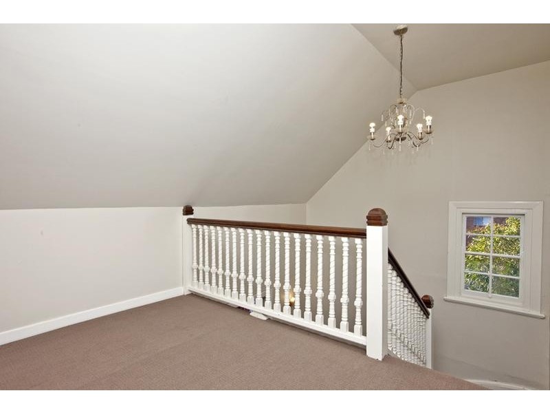 13 Helen Street, Merewether NSW 2291