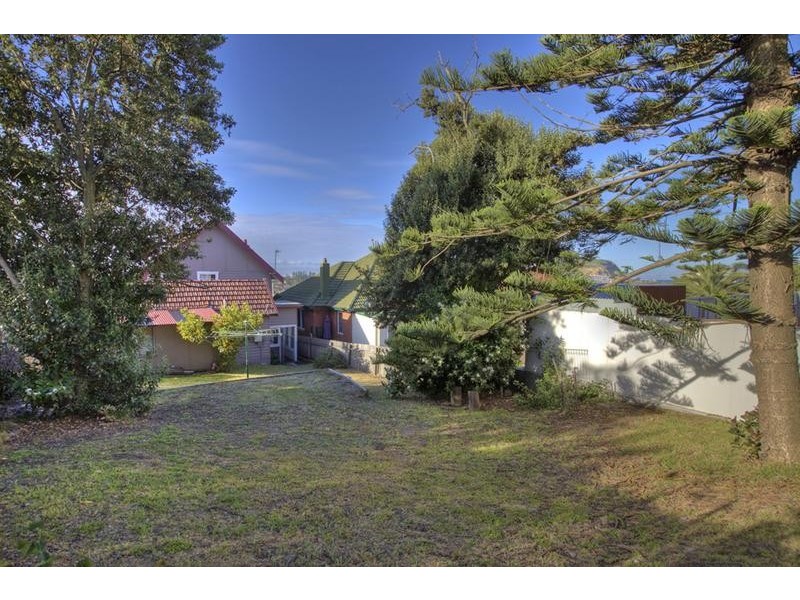 13 Helen Street, Merewether NSW 2291