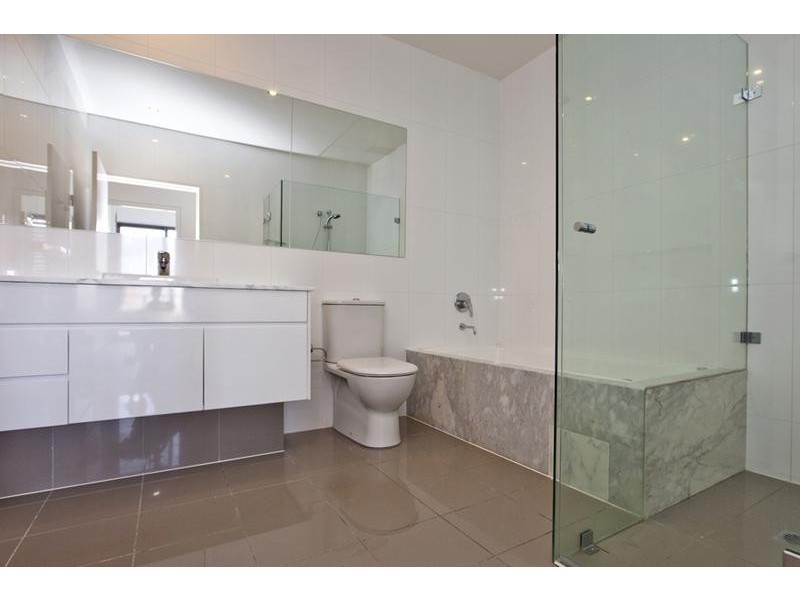 905/335 Wharf Road, Newcastle NSW 2300