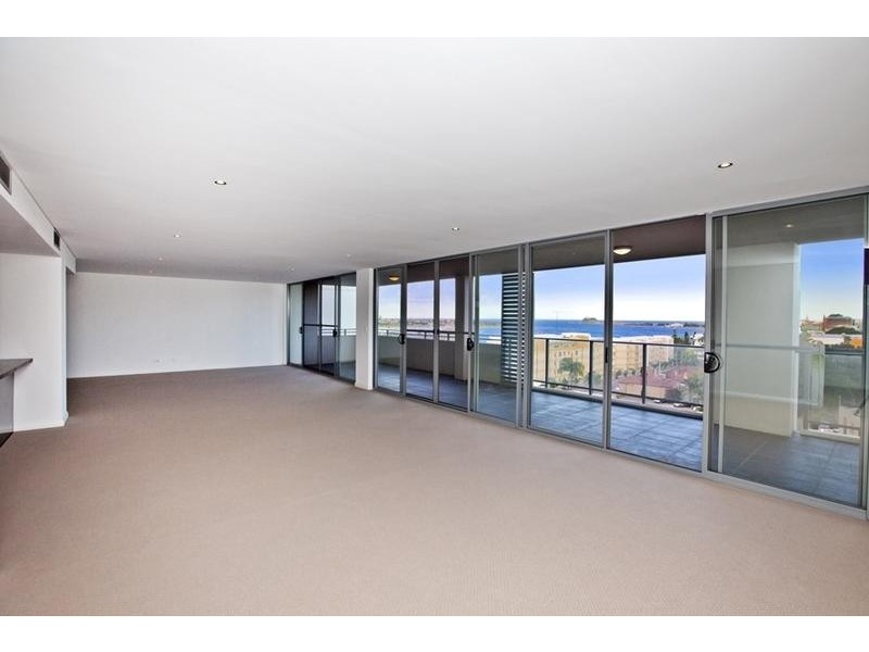 804/335 Wharf Road, Newcastle NSW 2300