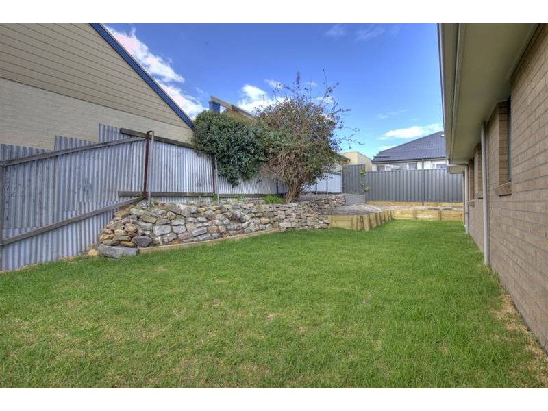 149 DOUGLAS STREET, Stockton NSW 2295