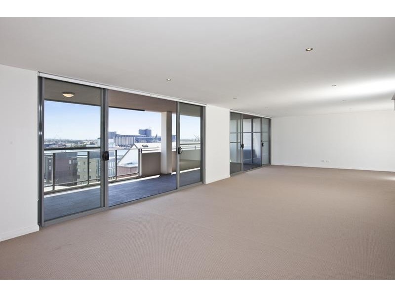 805/21 Wharf Road, Newcastle NSW 2300