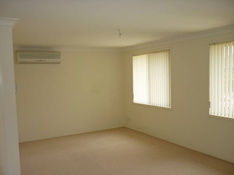 68 CREBERT STREET, Mayfield NSW 2304