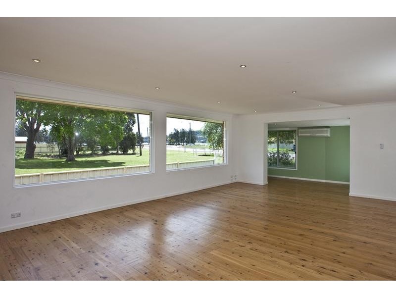 8 Warners Bay Road, Warners Bay NSW 2282