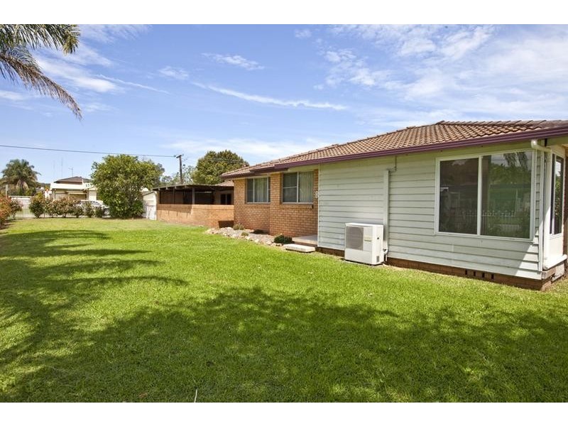 8 Warners Bay Road, Warners Bay NSW 2282