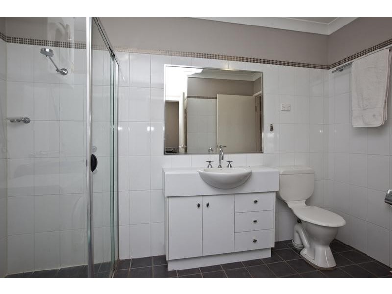 202/5 Tudor Street, Newcastle West NSW 2302