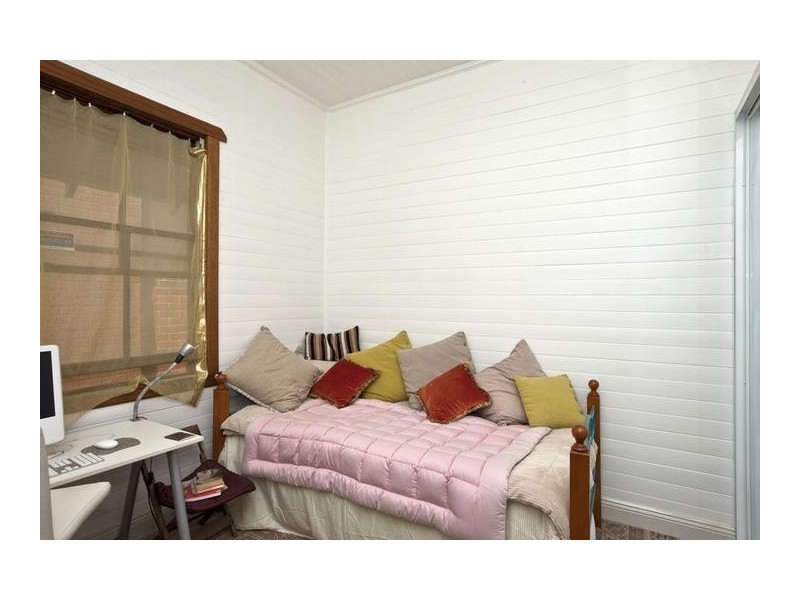 37 Fullerton Street, Stockton NSW 2295