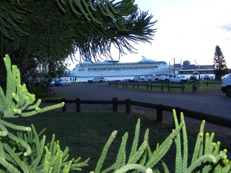 37 Fullerton Street, Stockton NSW 2295