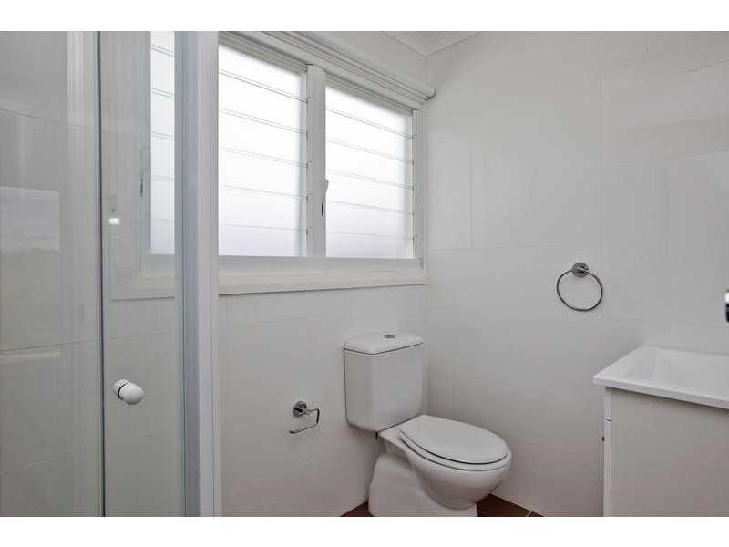 23/4 CRAWFORD LANE, Mount Hutton NSW 2290