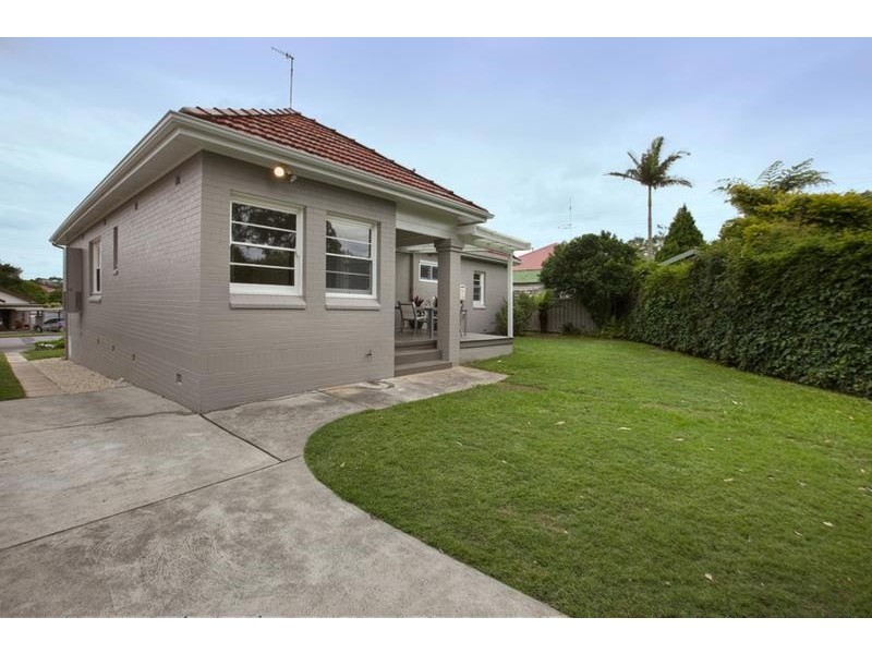 76 Crescent Road, Waratah NSW 2298
