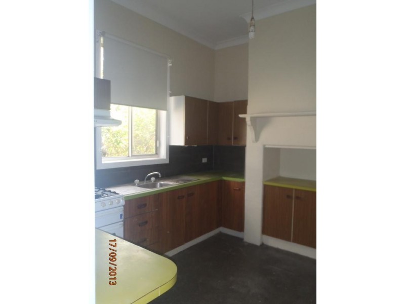 17 HUDSON ST, Hamilton NSW 2303