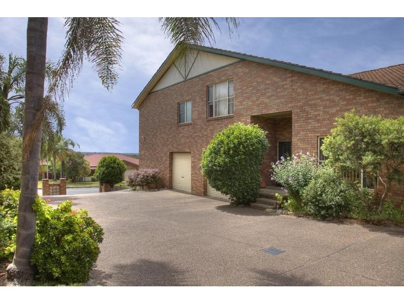 2/13 Floribunda Close, Warabrook NSW 2304