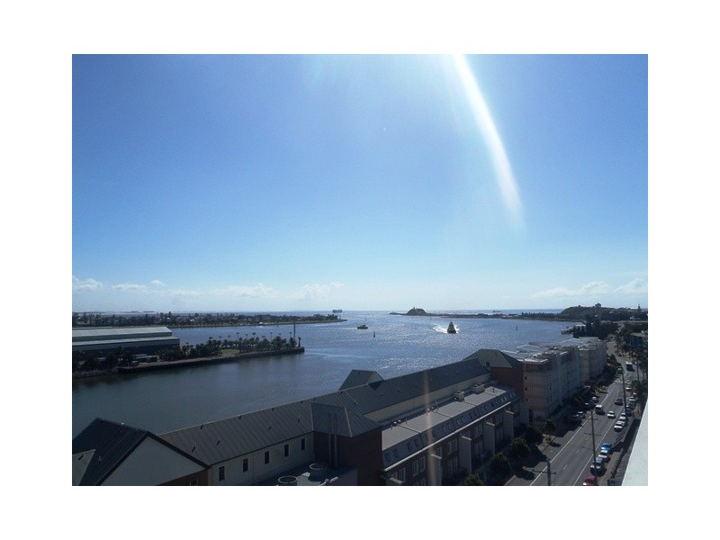 901/335 WHARF ROAD, Newcastle NSW 2300