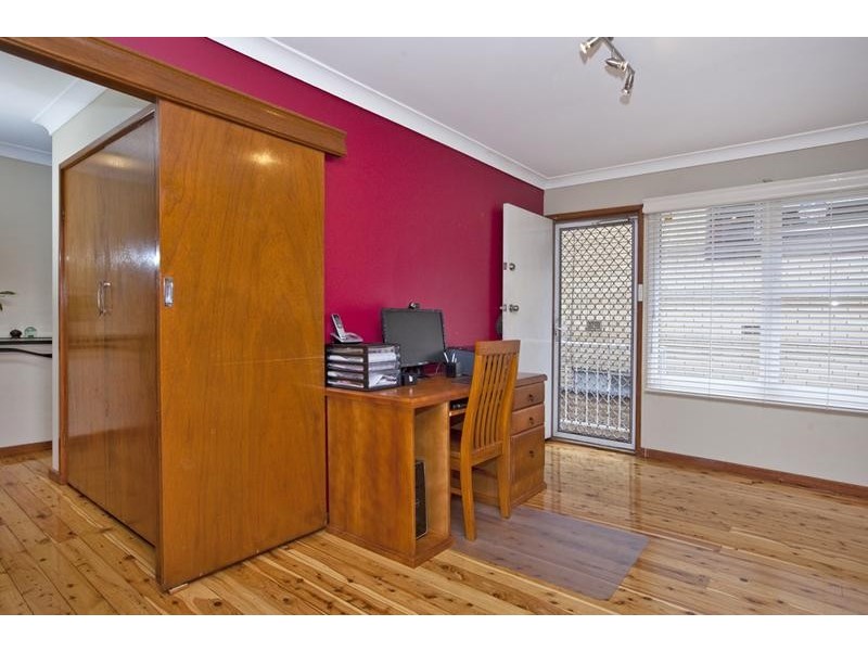 31 Kimian Avenue, Waratah West NSW 2298