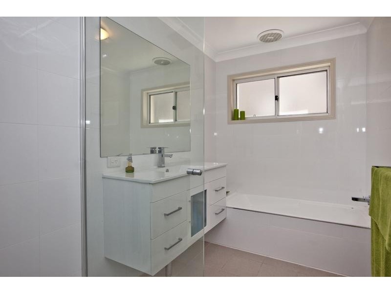 2/69 Frederick Street, Merewether NSW 2291