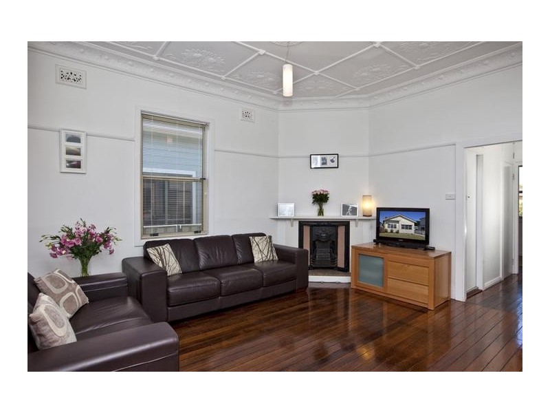 36 Brett St, Georgetown NSW 2298