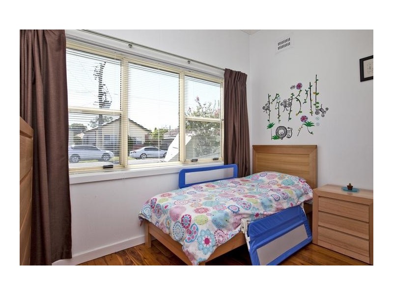 36 Brett St, Georgetown NSW 2298