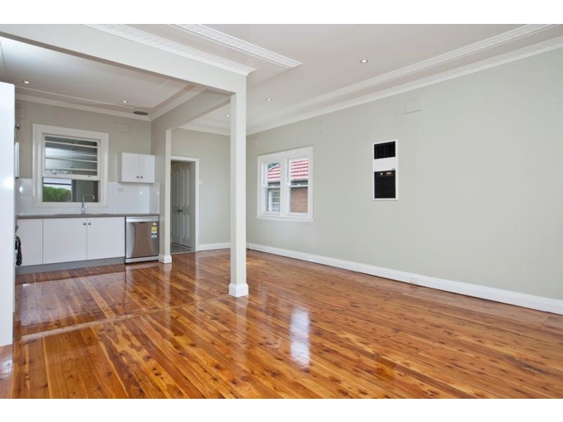 76 CRESCENT RD, Waratah NSW 2298