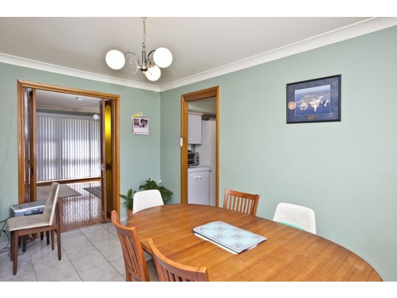 8 Dan Close, Lambton NSW 2299