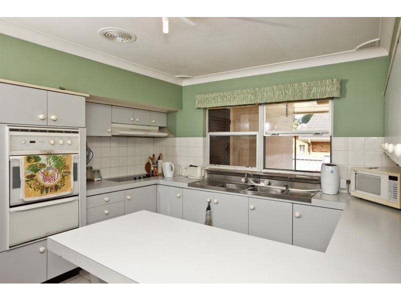 8 Dan Close, Lambton NSW 2299