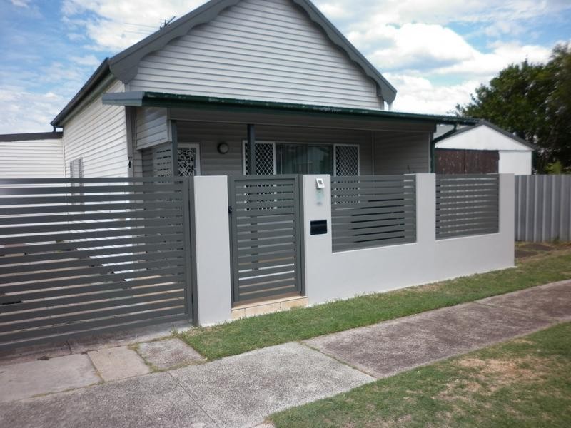 1 NORTHUMBERLAND ST, Maryville NSW 2293