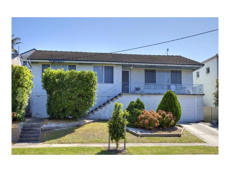 12 Edward Street, Merewether NSW 2291