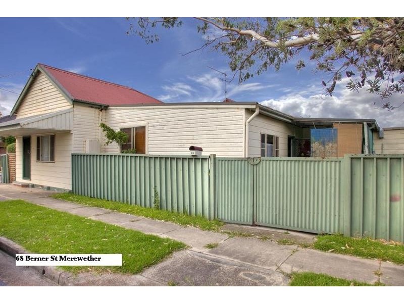 17 Winsor Street (& Cnr 68 Berner St), Merewether NSW 2291