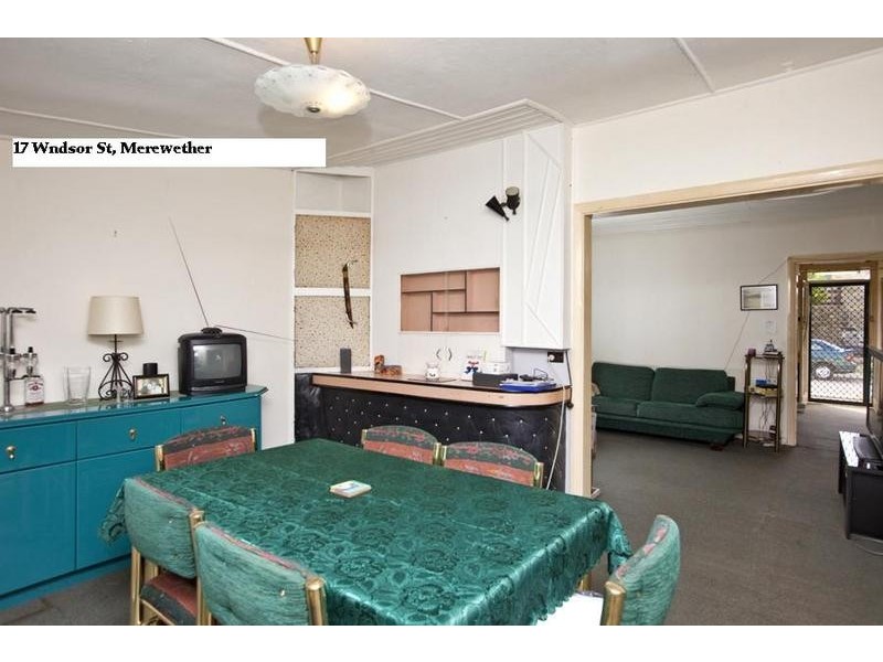 17 Winsor Street (& Cnr 68 Berner St), Merewether NSW 2291
