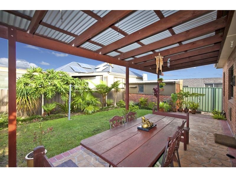 126 Douglas Street, Stockton NSW 2295