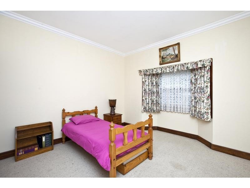 126 Douglas Street, Stockton NSW 2295