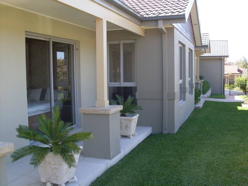 2 BELLBIRD CLOSE, Fletcher NSW 2287